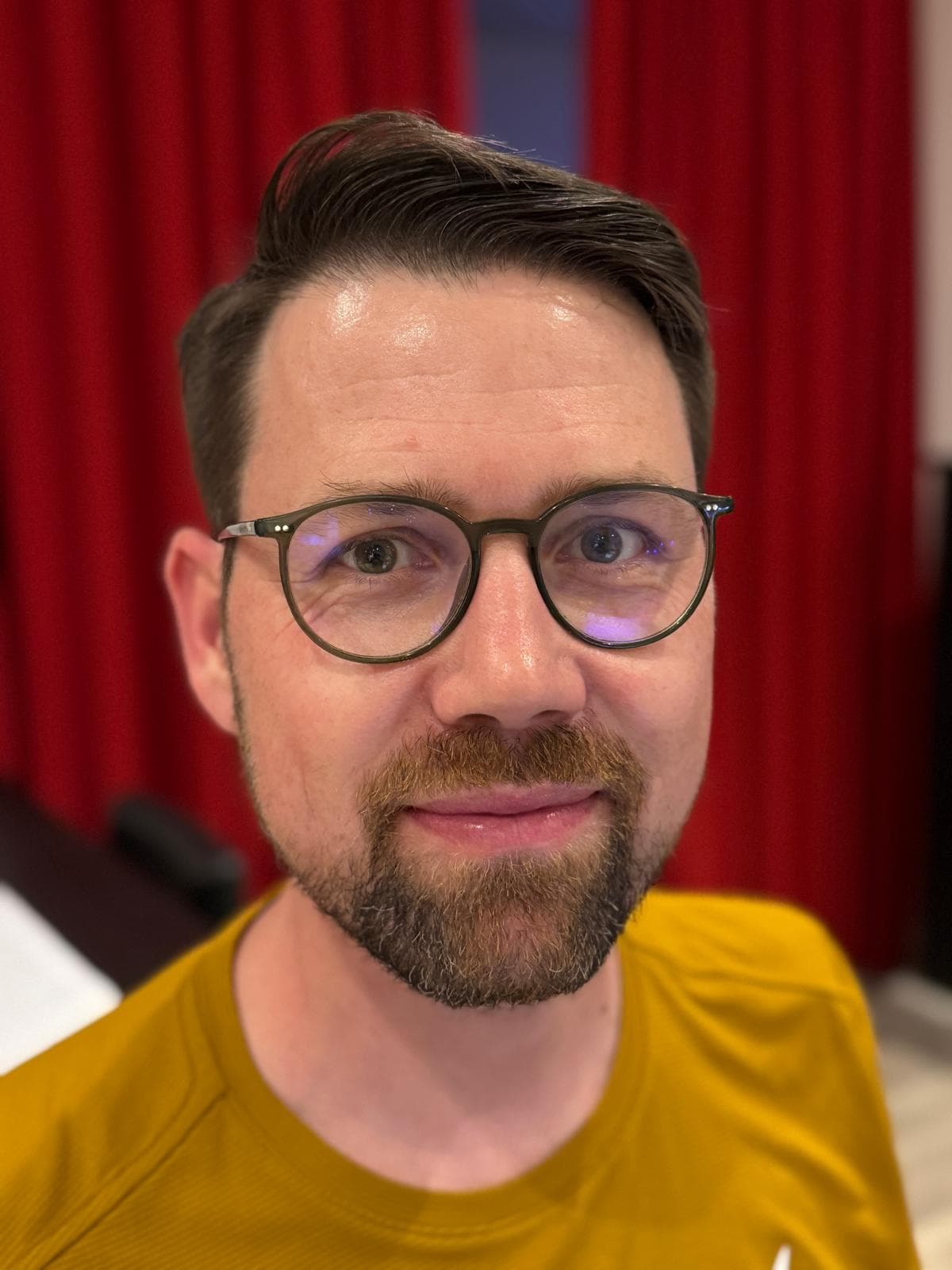 Kolleginnen und Kollegen in der Geburtstags-Collage.