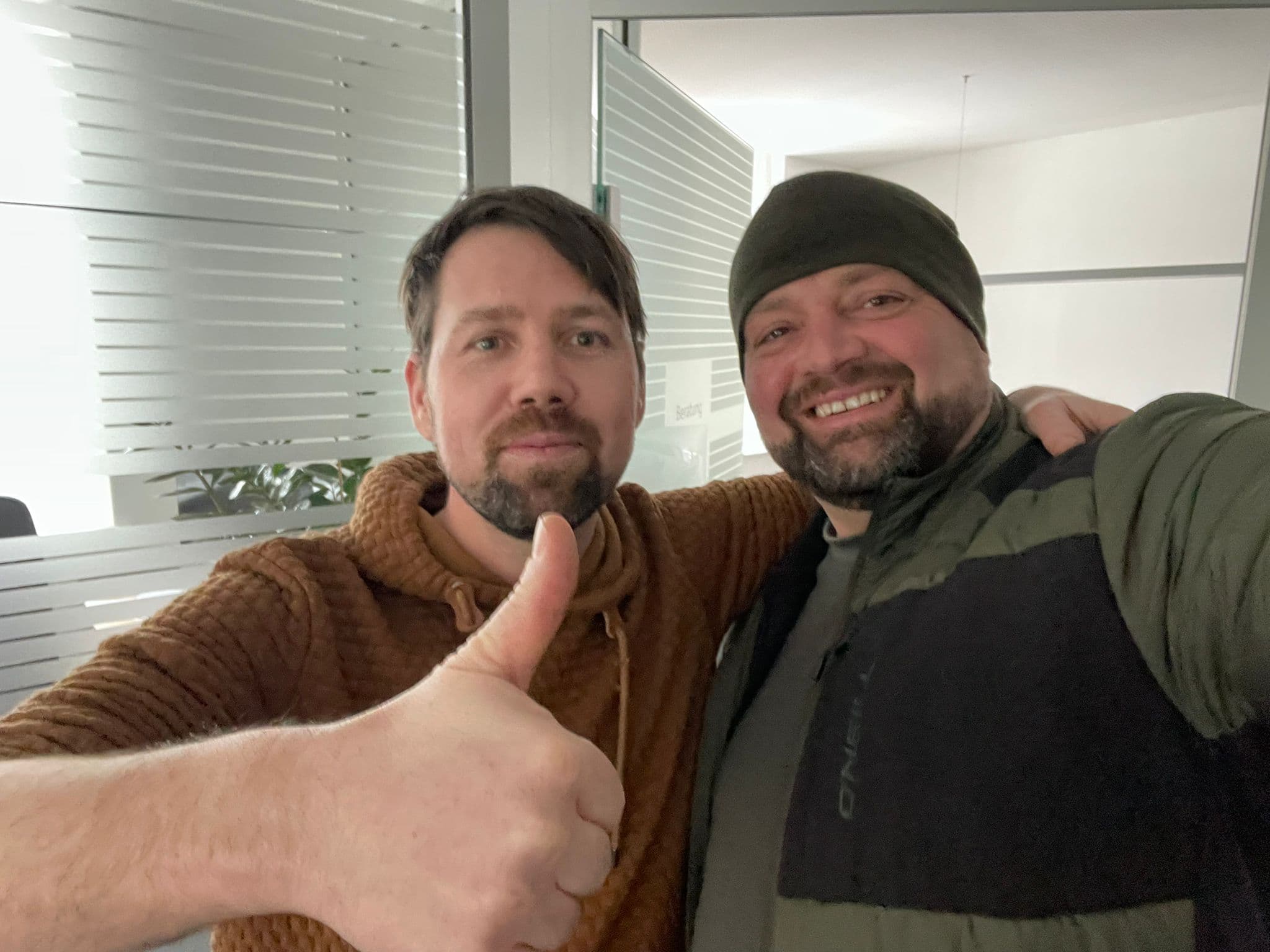 Grosses Teamfoto fuer die Geburtstags-Collage.